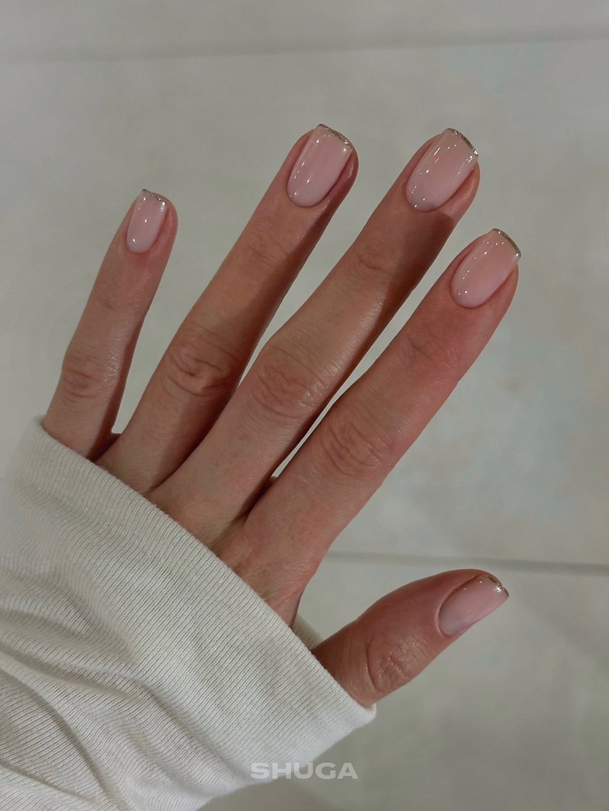 Новинки френч-маникюра 2026: шикарные зимние дизайны