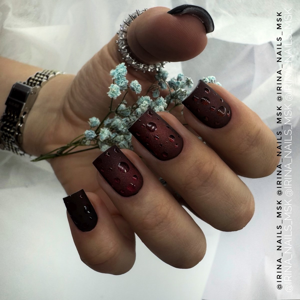 Шоколадный маникюр на январь 2026: тренд зимы