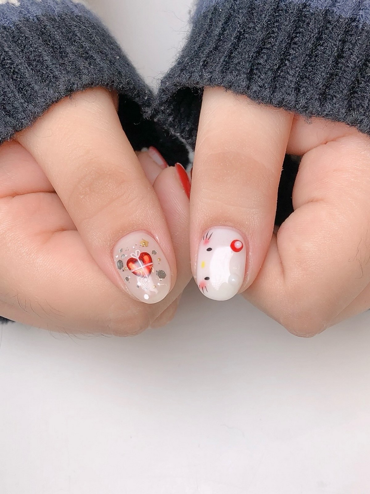 Зимний маникюр в феврале 2026: 5 трендов последнего месяца зимы