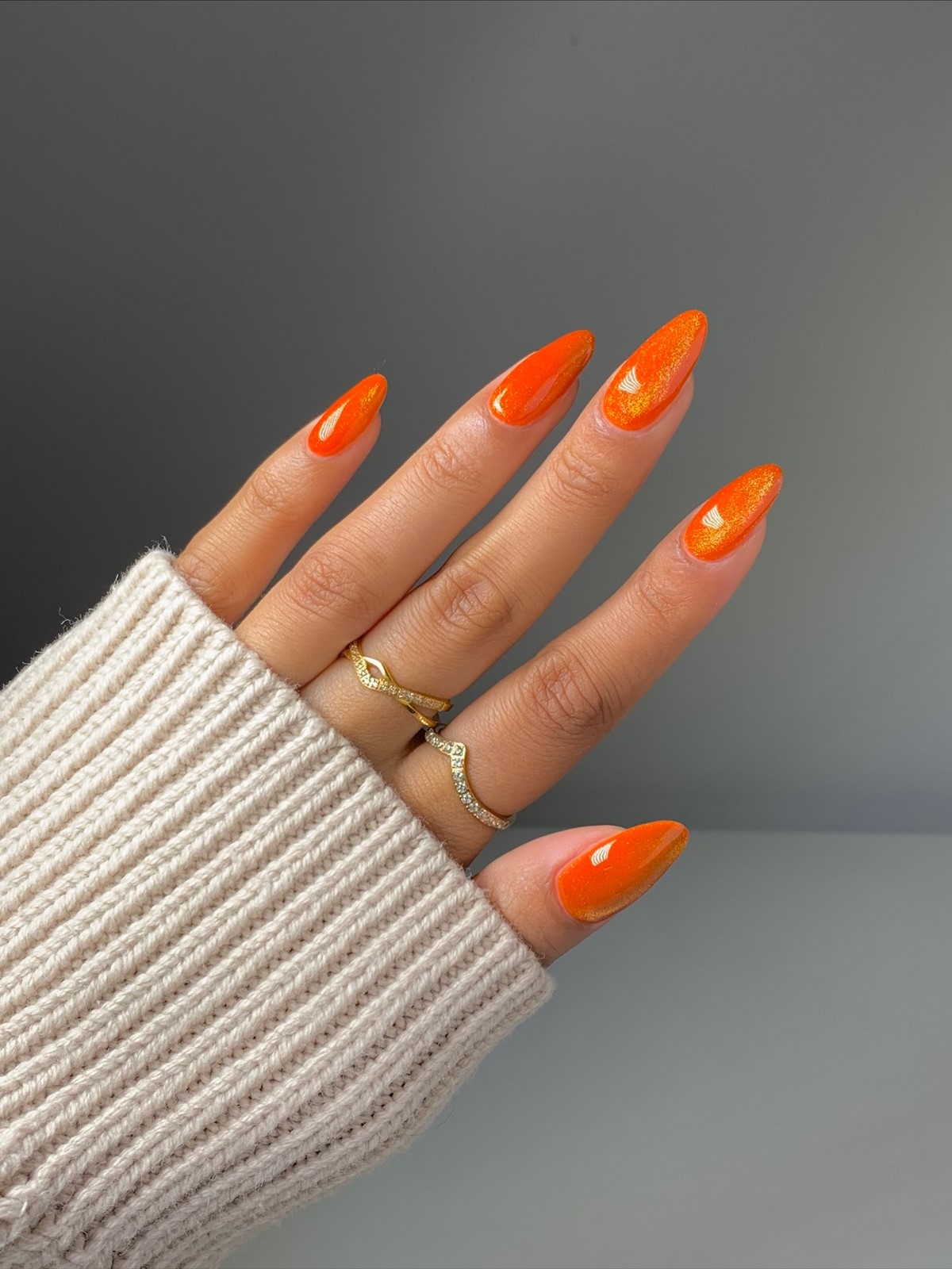 Зимний маникюр в феврале 2026: 5 трендов последнего месяца зимы