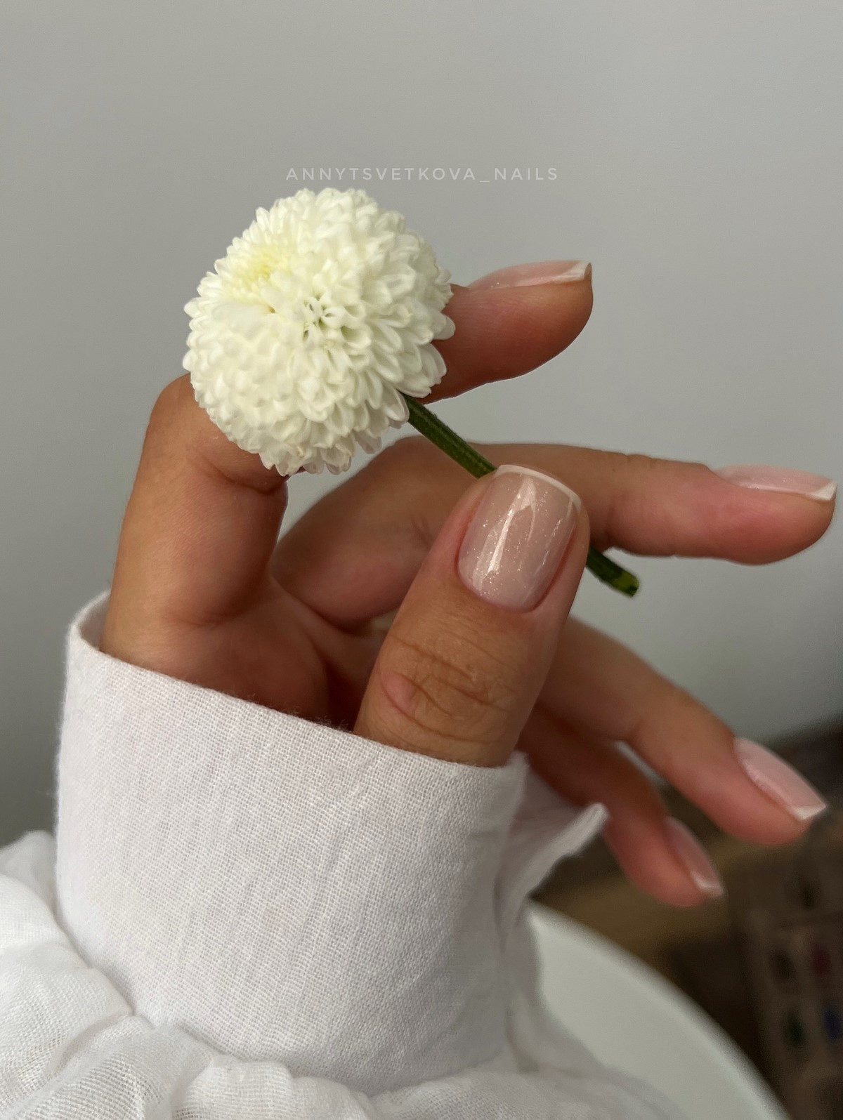 Маникюр без маникюра на февраль 2026, который влюбляет