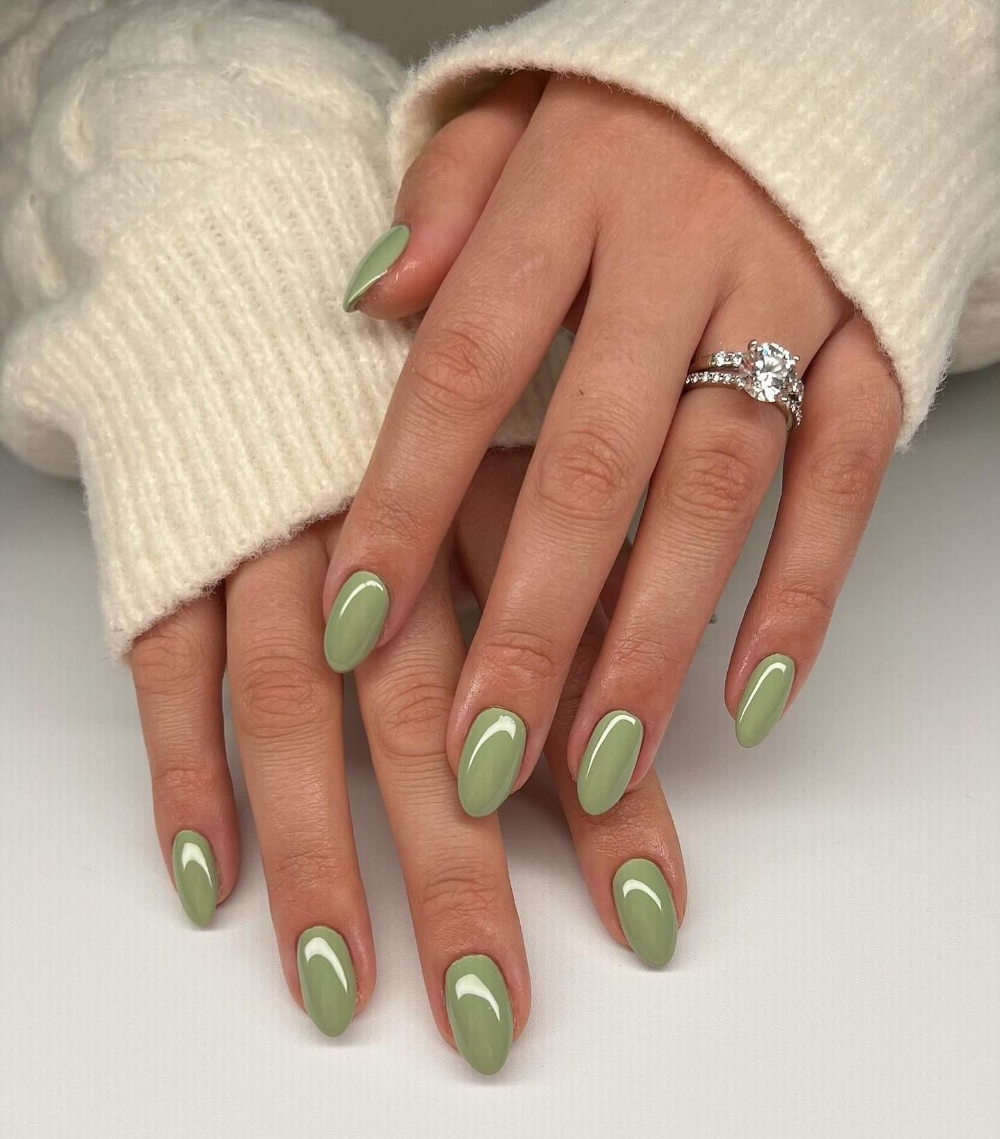 Модные цвета в маникюре 2026 года: главные оттенки сезона