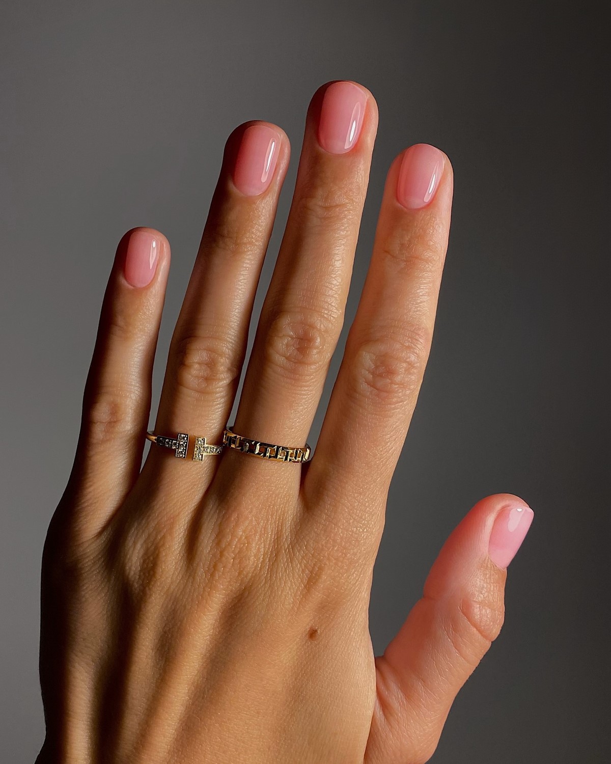 Маникюр без маникюра на февраль 2026, который влюбляет