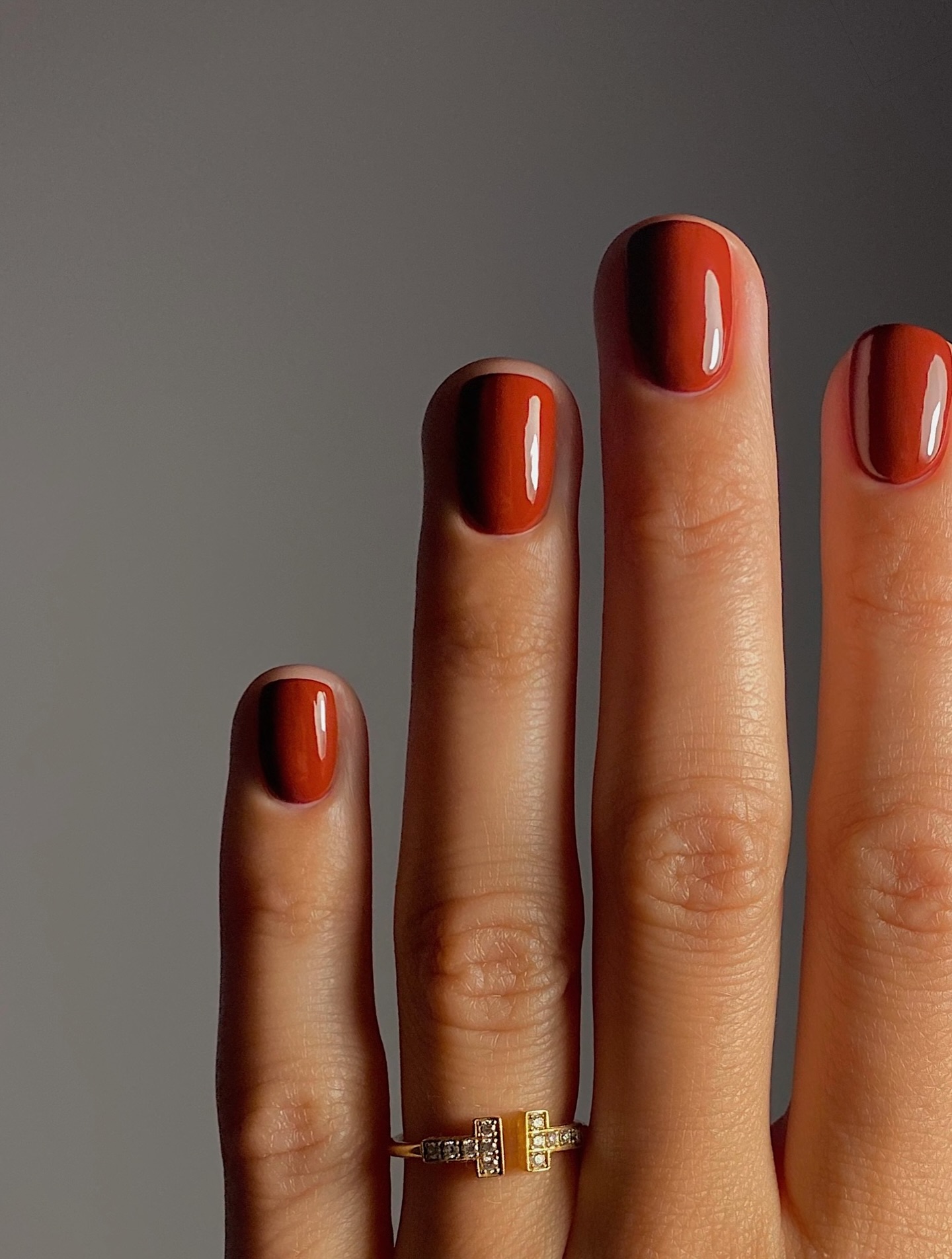 Модные цвета в маникюре 2026 года: главные оттенки сезона