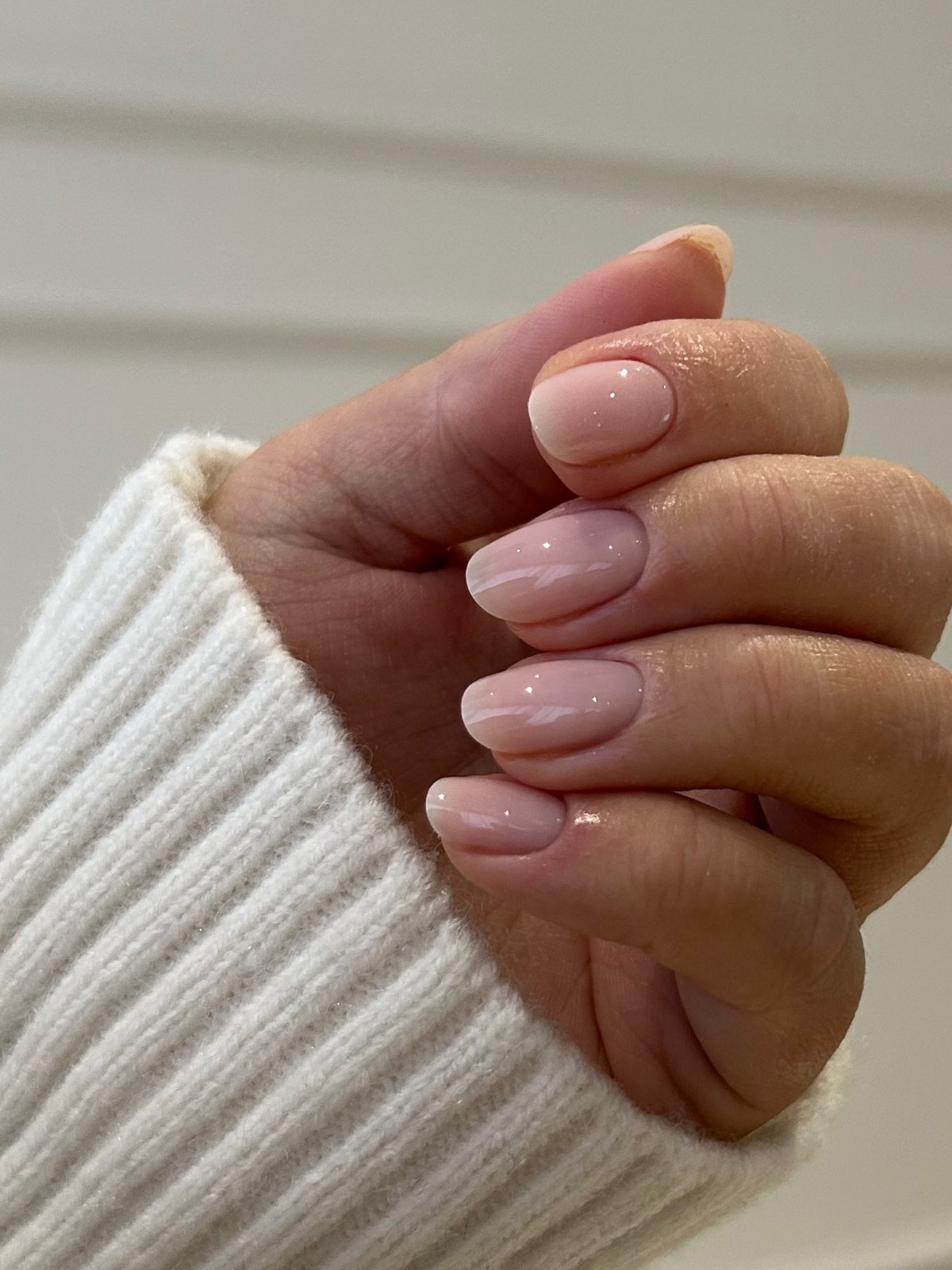 Маникюр без маникюра на февраль 2026, который влюбляет