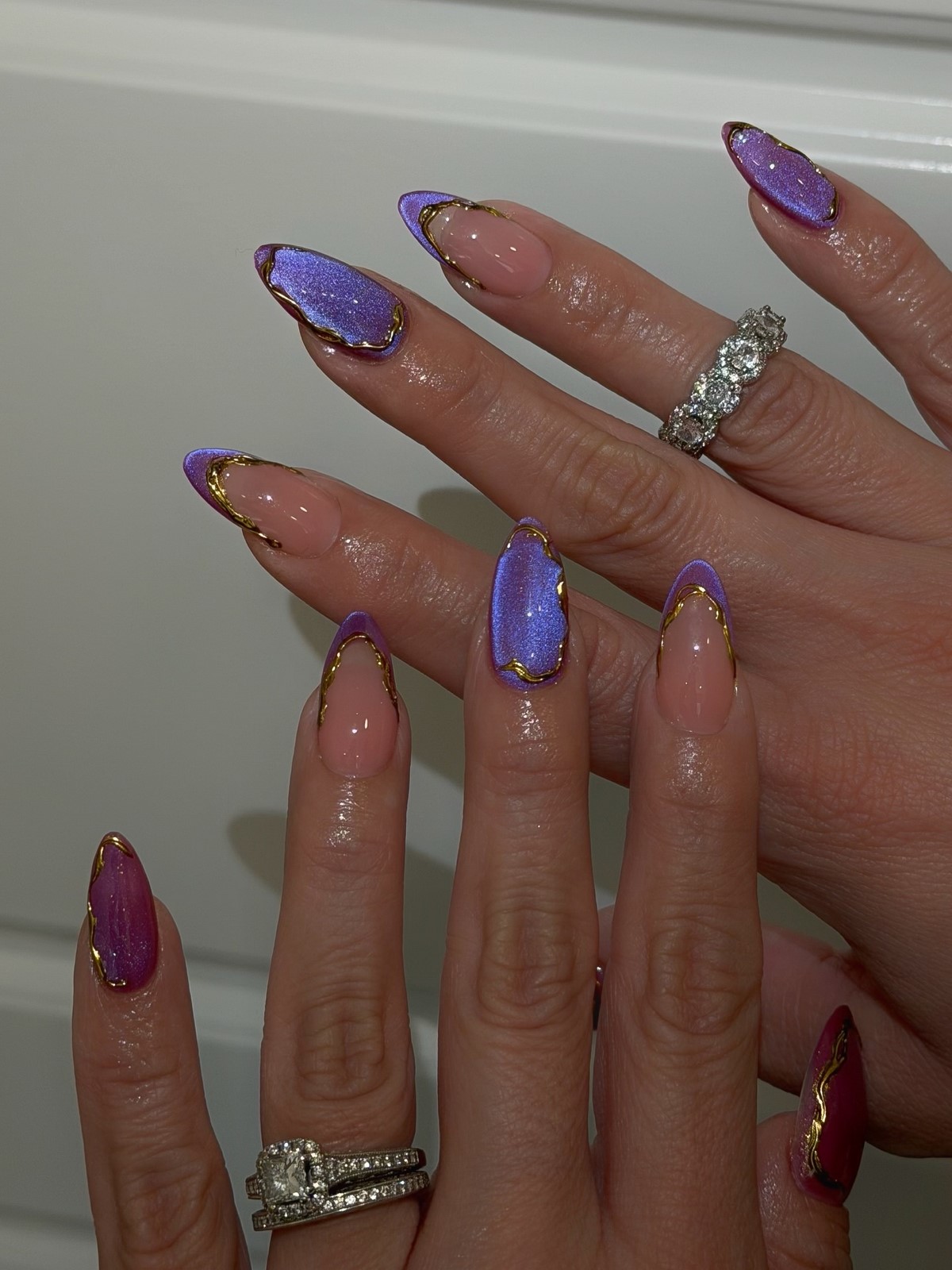 Нежный маникюр в феврале 2026: эстетика легкости и тепла