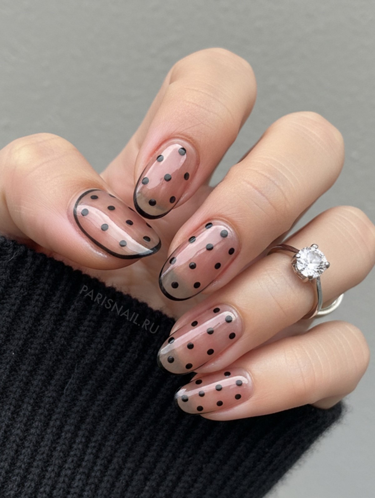 Зимний маникюр в горох на февраль 2026 года
