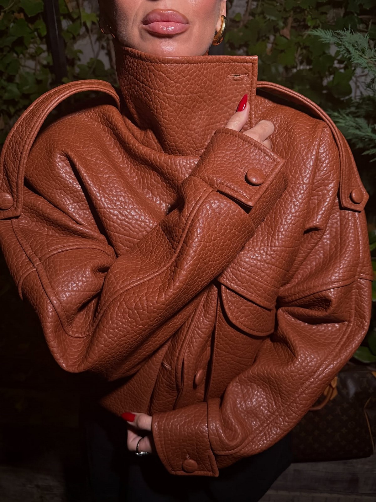 Верхняя одежда, которая подходит ко всему и спасает любой образ 12 Верхняя одежда, которая подходит ко всему и спасает любой образ