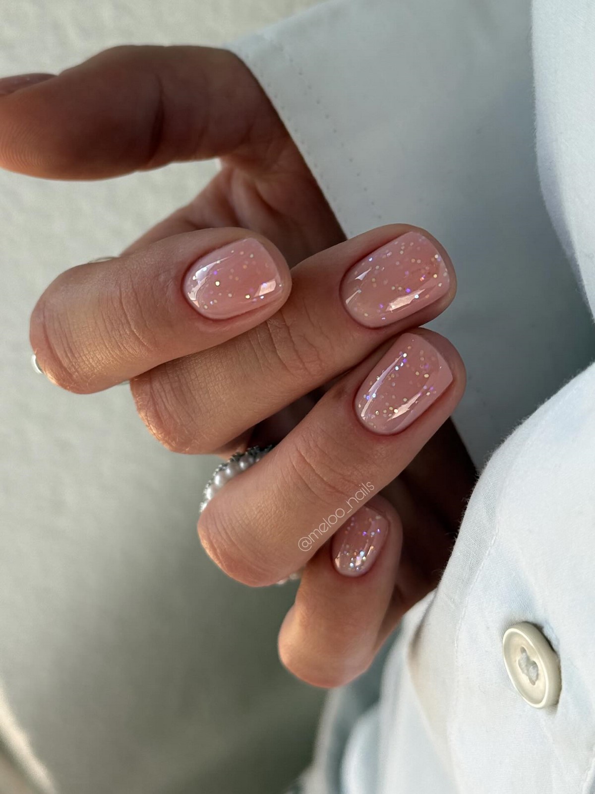 Розовая полупрозрачная база: маникюр «свои ногти, только лучше»