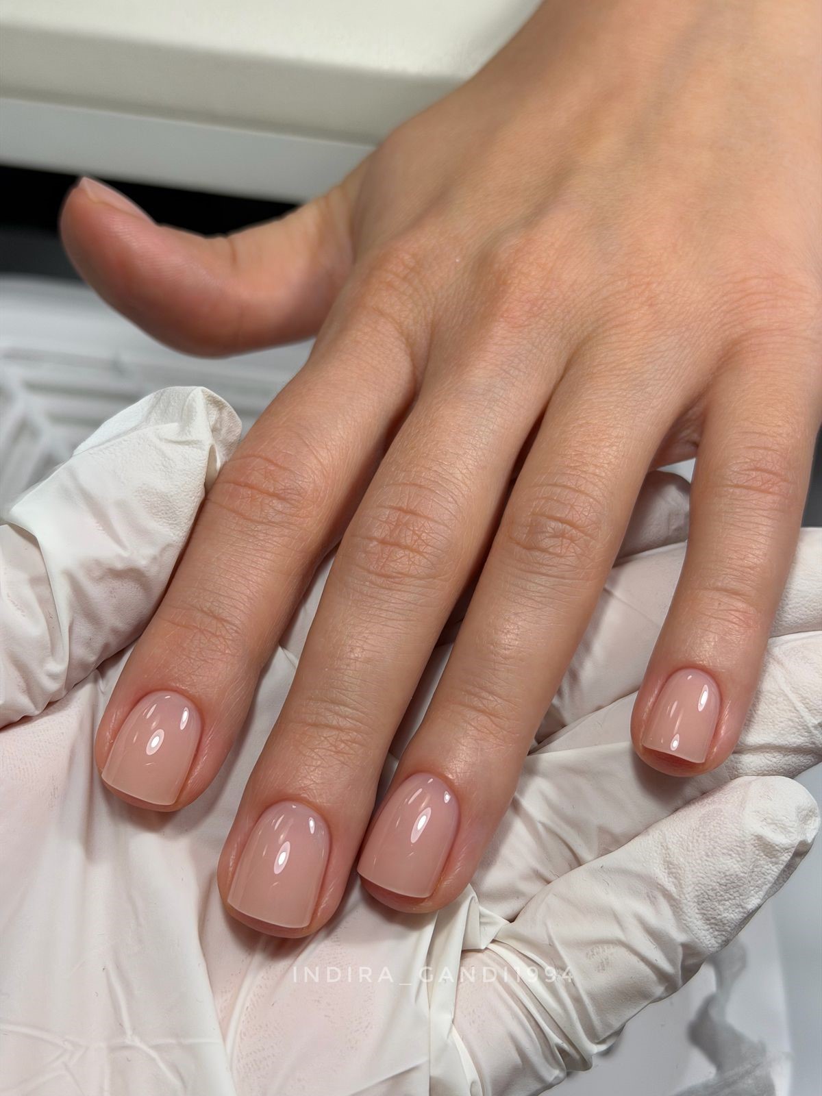 Почему маникюр быстро теряет вид: 6 частых причин, о которых молчат мастера