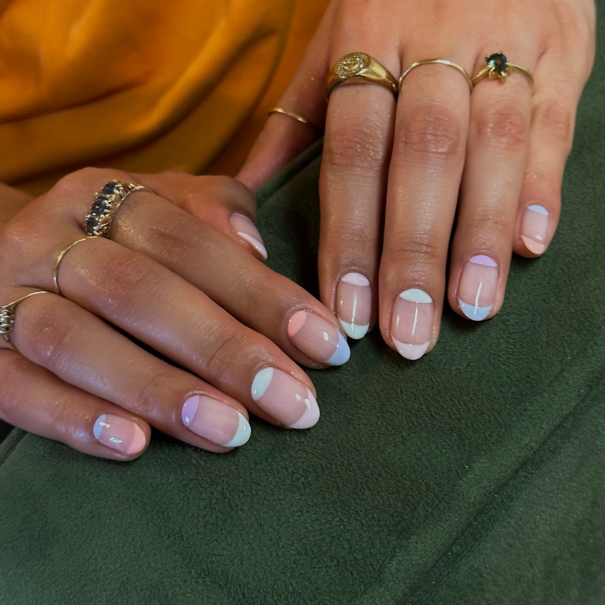 Френч на весну 2026: аккуратный маникюр, который носят чаще всего