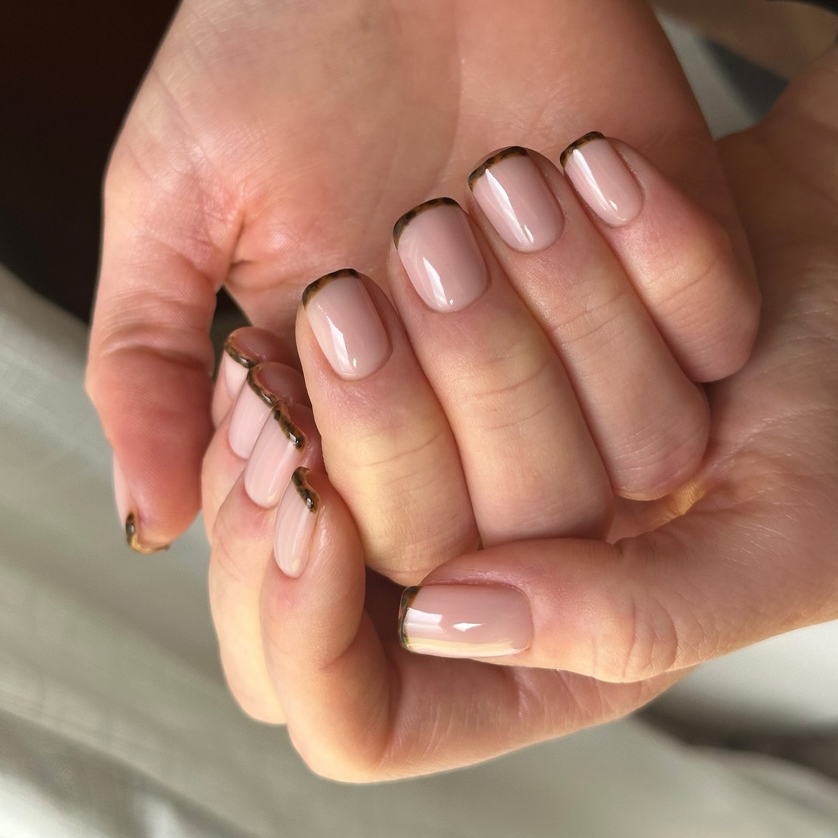 Френч на весну 2026: аккуратный маникюр, который носят чаще всего